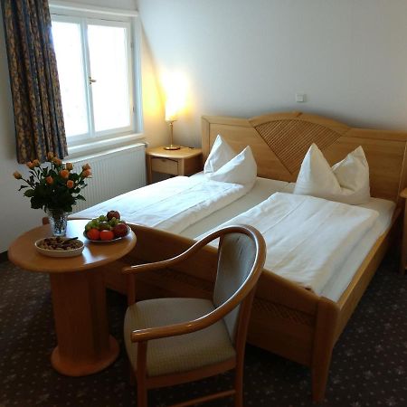 Lindenhof / Gastehaus An Der Teufelsmauer Hotel ทาเลอ ภายนอก รูปภาพ