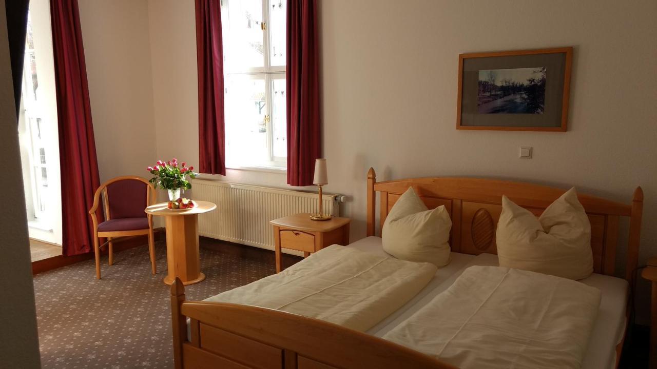 Lindenhof / Gastehaus An Der Teufelsmauer Hotel ทาเลอ ภายนอก รูปภาพ